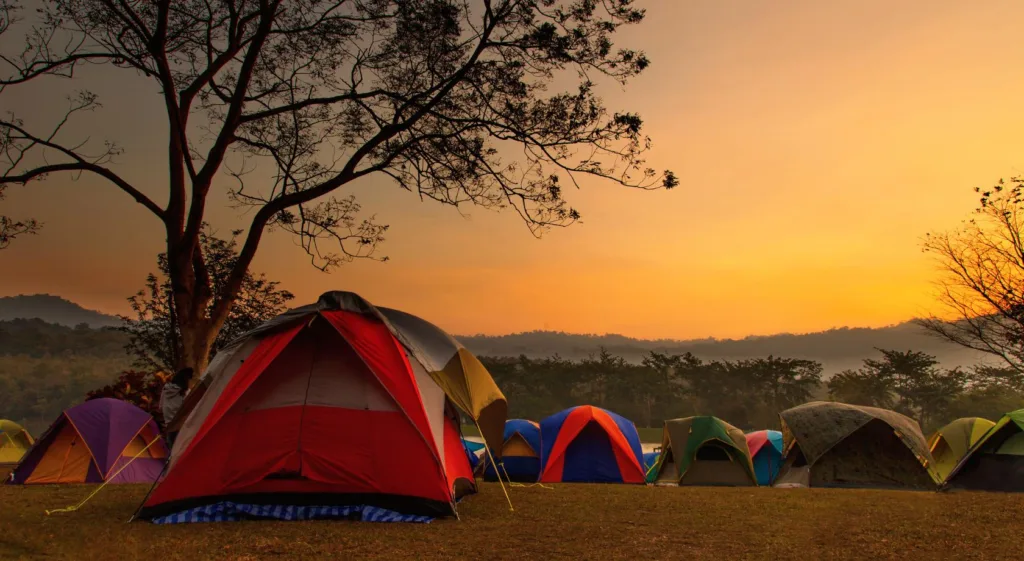 CAMPING
